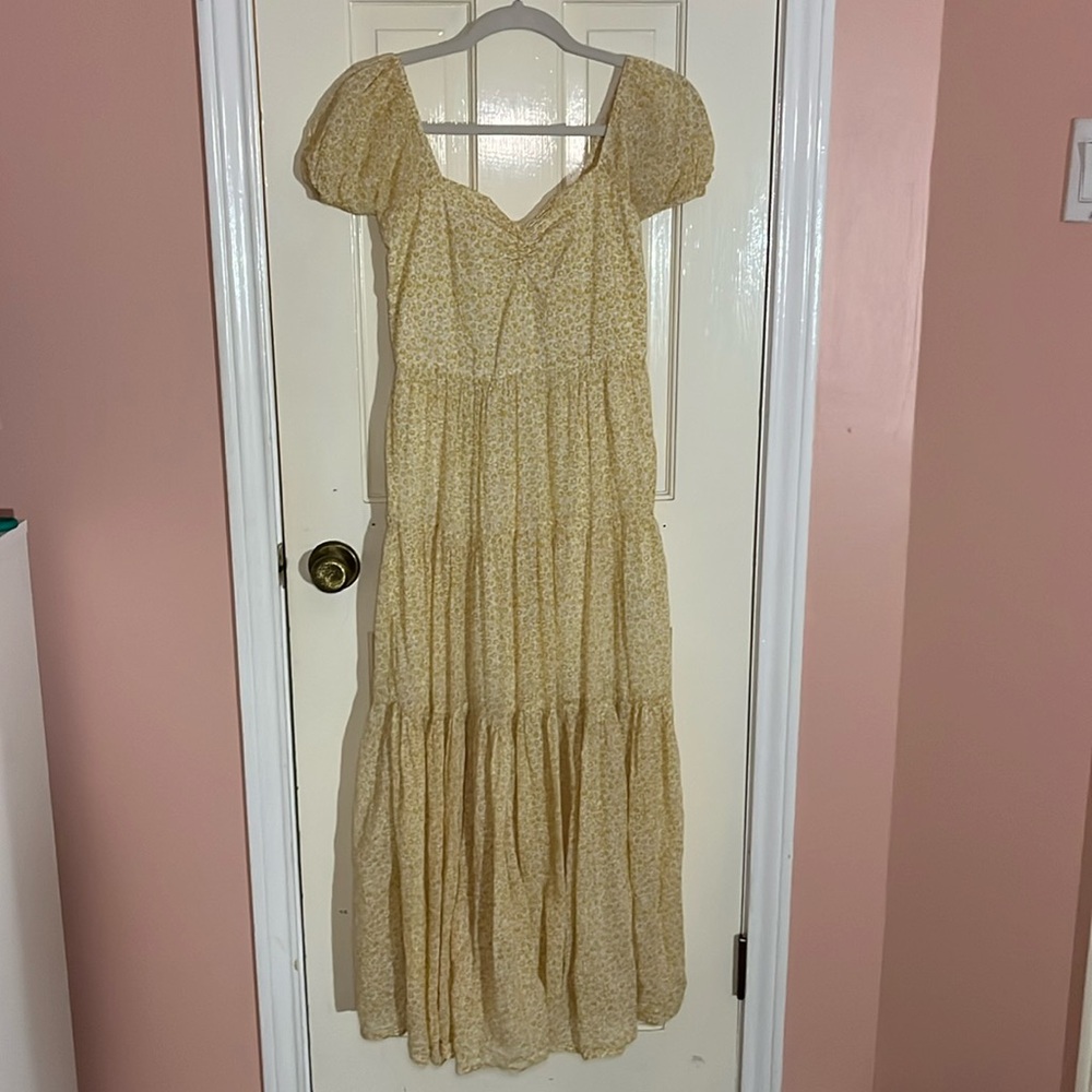BillaBong Yellow Floral Maxi Dress Size Medium